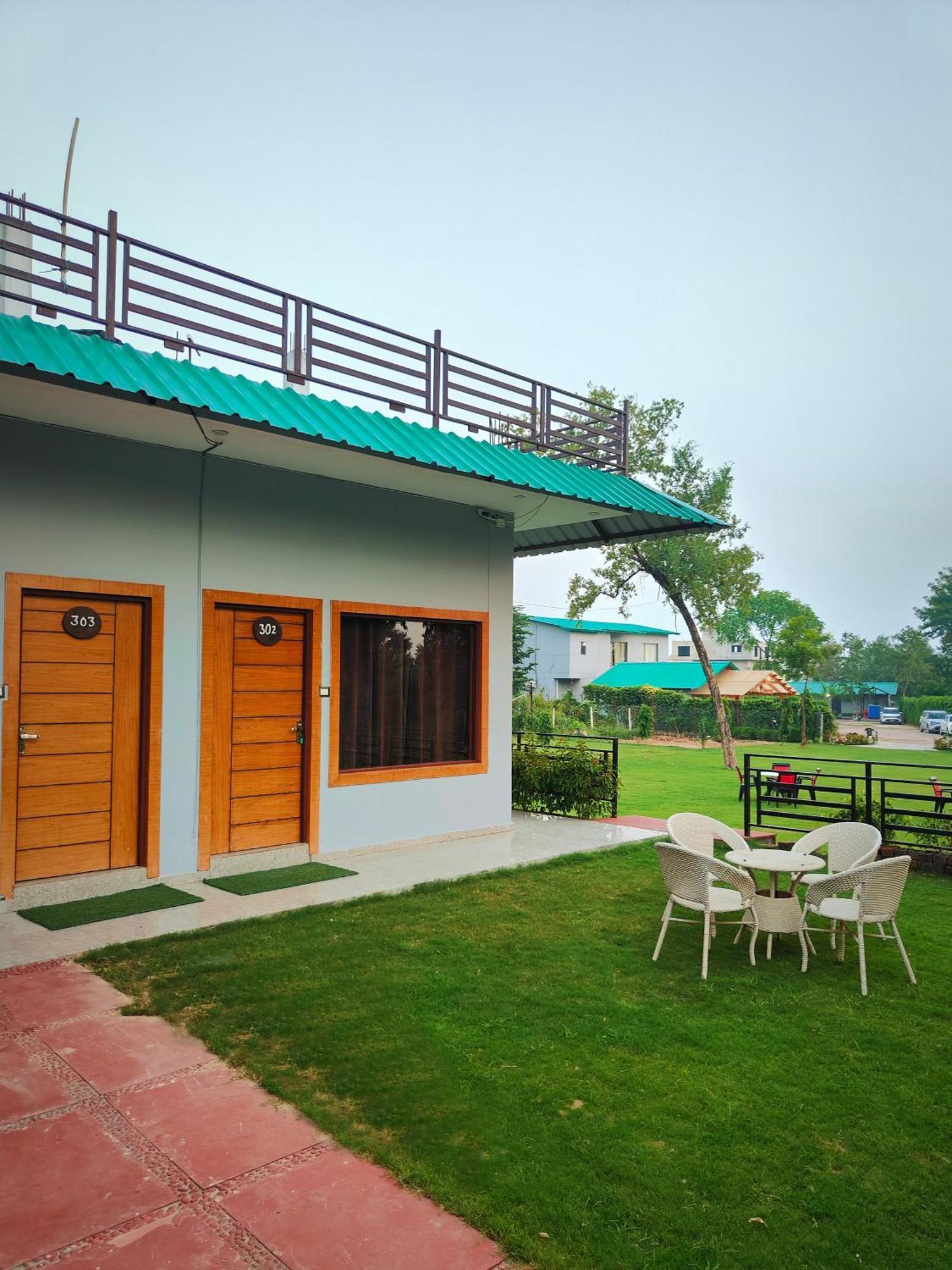 The Jungle Joy Resort & Spa Rāmnagar Extérieur photo